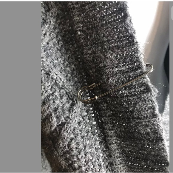 CAbi #610 Chunky Cable Knit Sweater Alpaca Gray - Picture 7 of 12